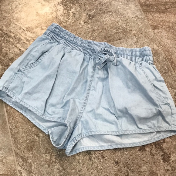 Forever 21 Pants - Chambray shorts